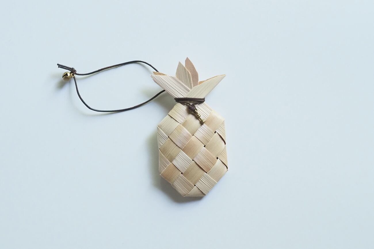 パイナップルのマース袋(月桃)種水土花