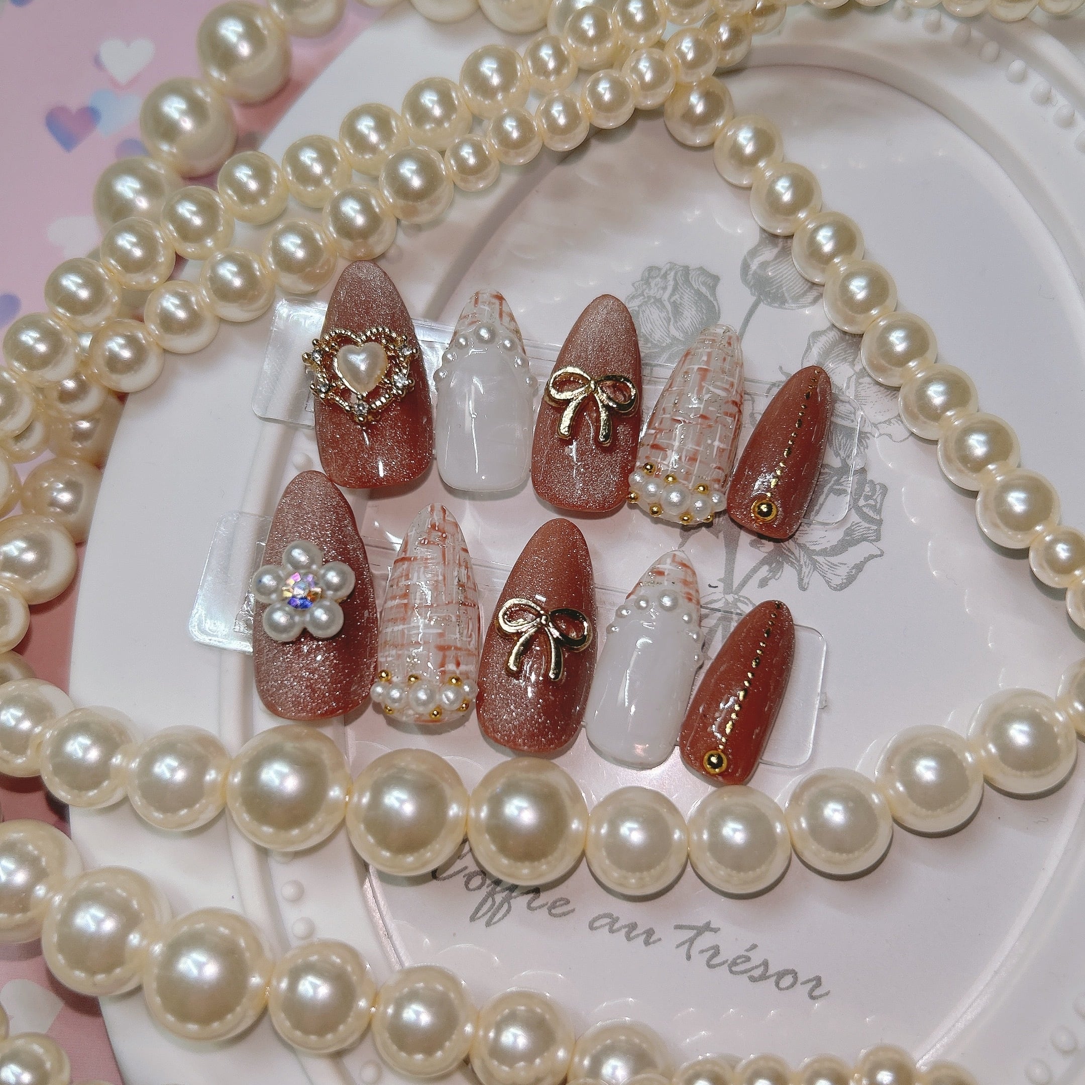 ネイルチップ(雪の花)No.79 | AZU Nail