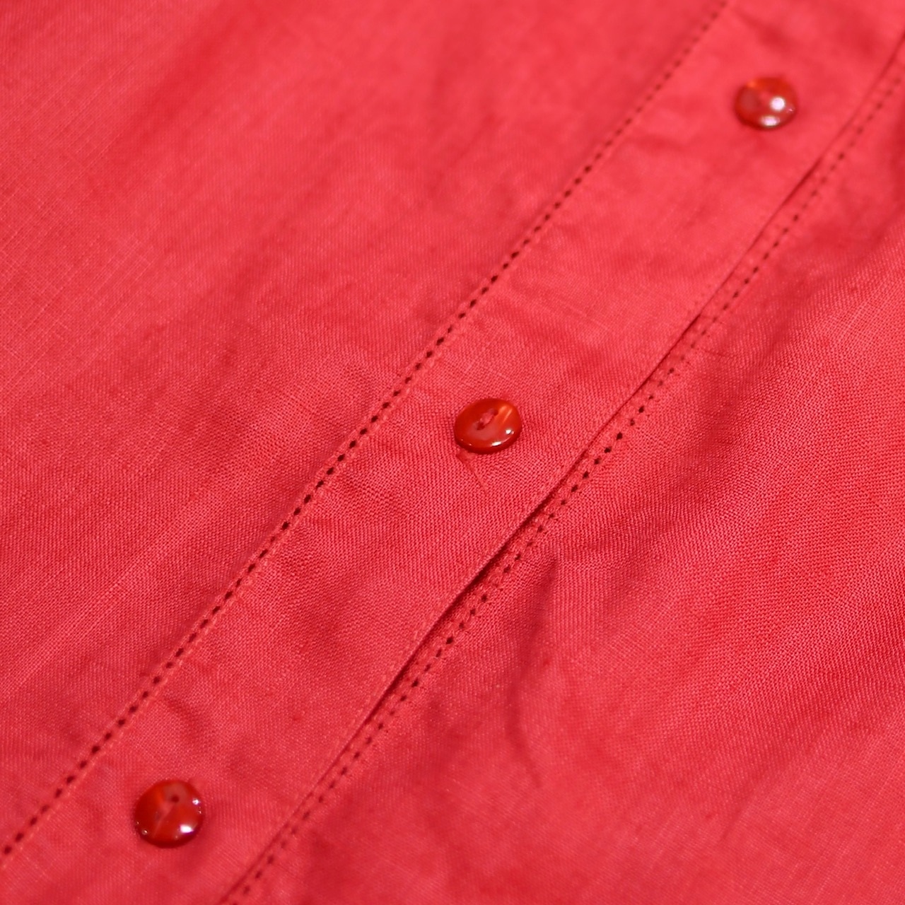 hole design linen shirt red