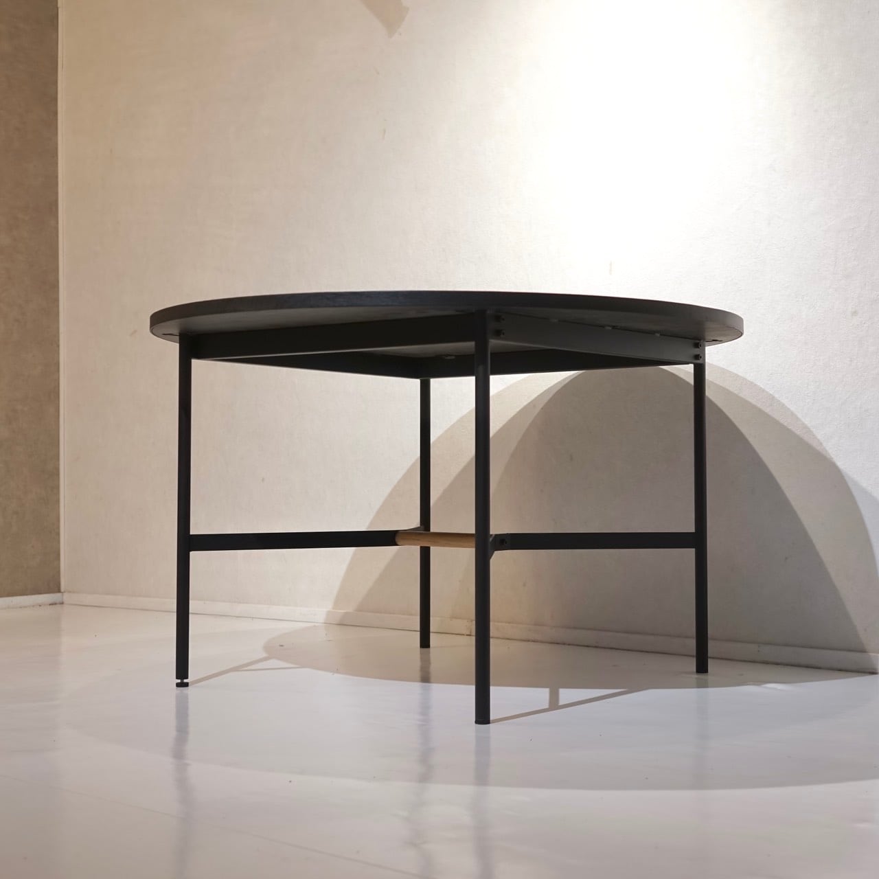 Francfranc フランフラン ラーモ ダイニングテーブル ラウンドテーブル