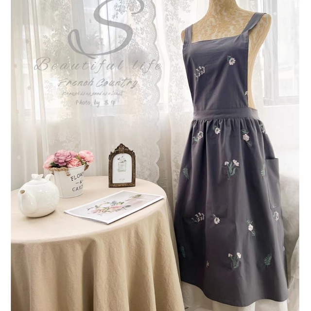 【ワンサイズ】フラワー刺繍 ワンピースエプロン