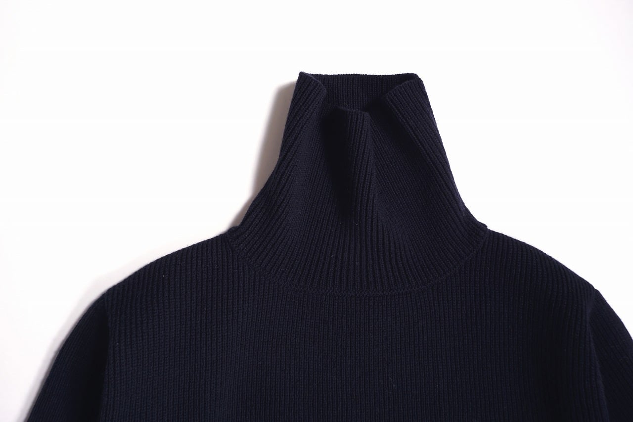 Hand Framed High Neck P/O