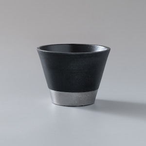 黒磁/白金彩 植木鉢（４号）