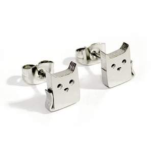 キャットピアスB