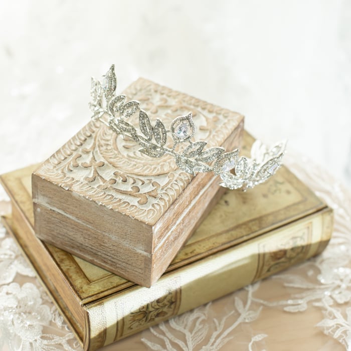 ティアラ・クラウン | ブライダルセレクトショップ Bliss