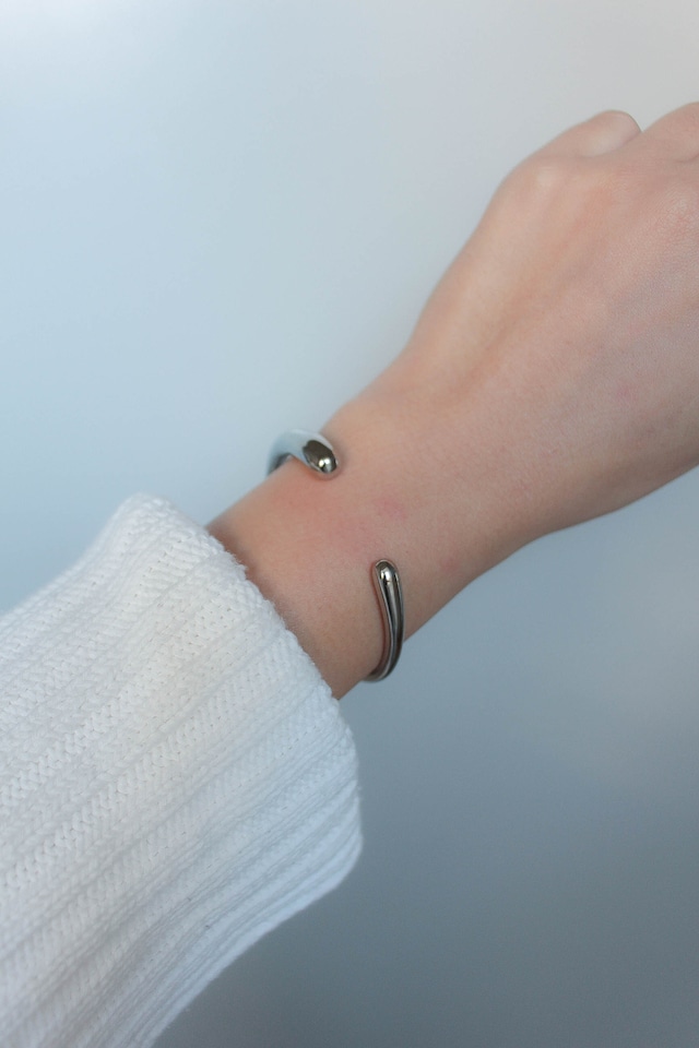 12/6(sat)発売 Drop Bangle
