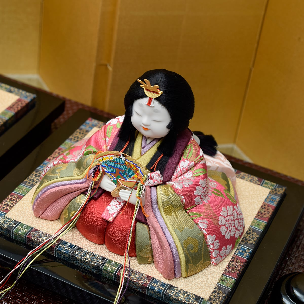 木目込雛人形 柿沼東光作親王飾り台 雛人形】木目込親王飾り 柿沼東光作 瑚帛雛 | 雛人形（ひな人形）・五