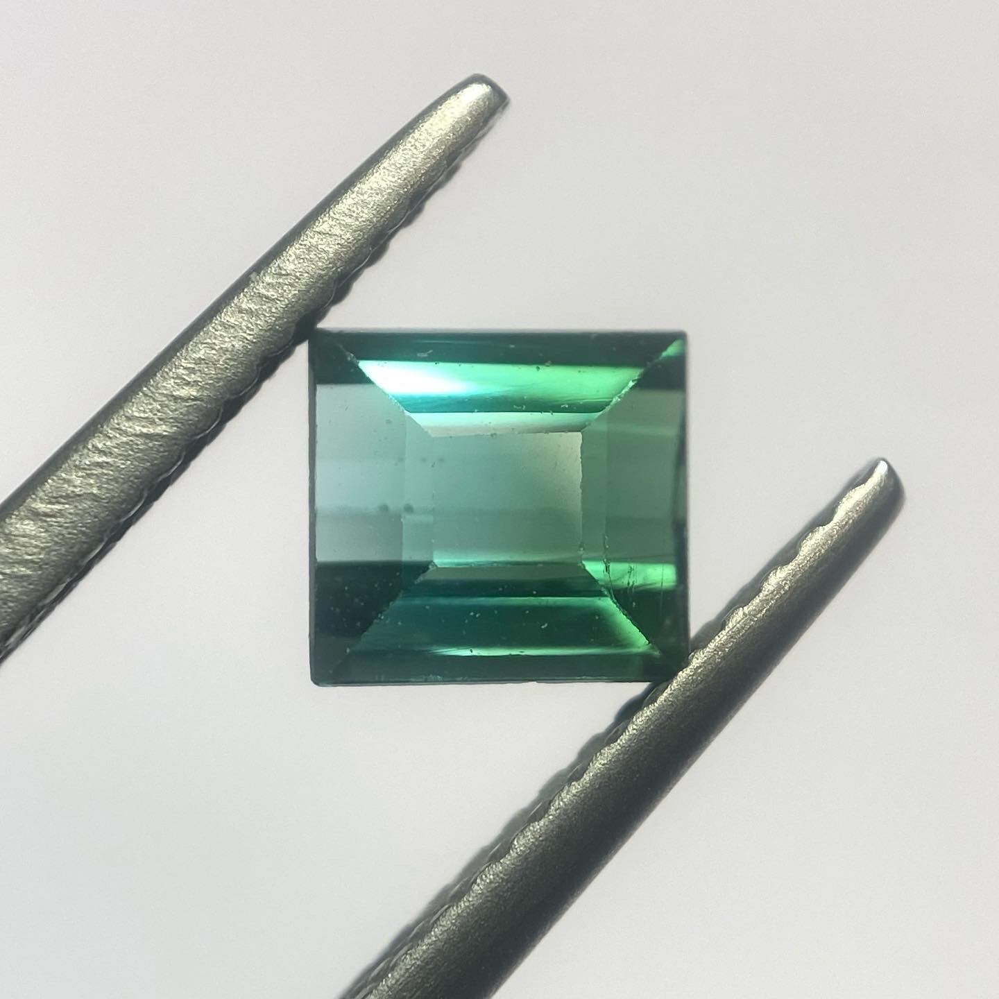 癒しのカラーコンビネーション トルマリン