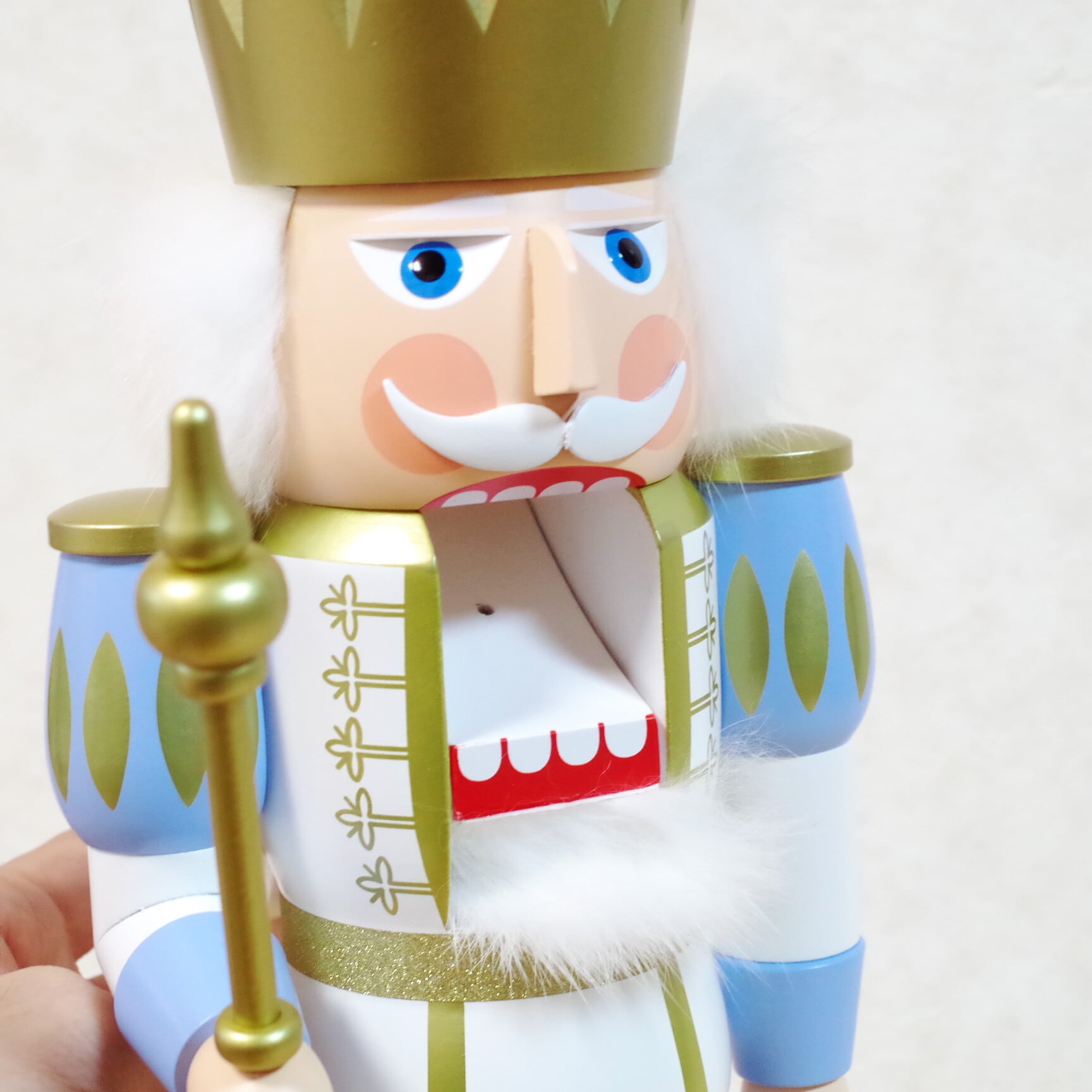 くるみ割り人形 王様 水色×ゴールド 40cm | 木のおもちゃ専門店 くるみ割り人形 王様 水色×ゴールド 40cm | 木のおもちゃ専門店