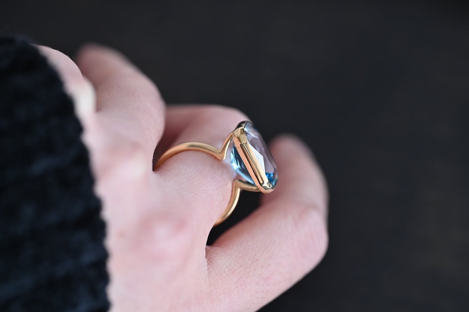 一点限り】K18YG ブルートパーズ(12.95ct) 覆輪リング | ASHIOURY