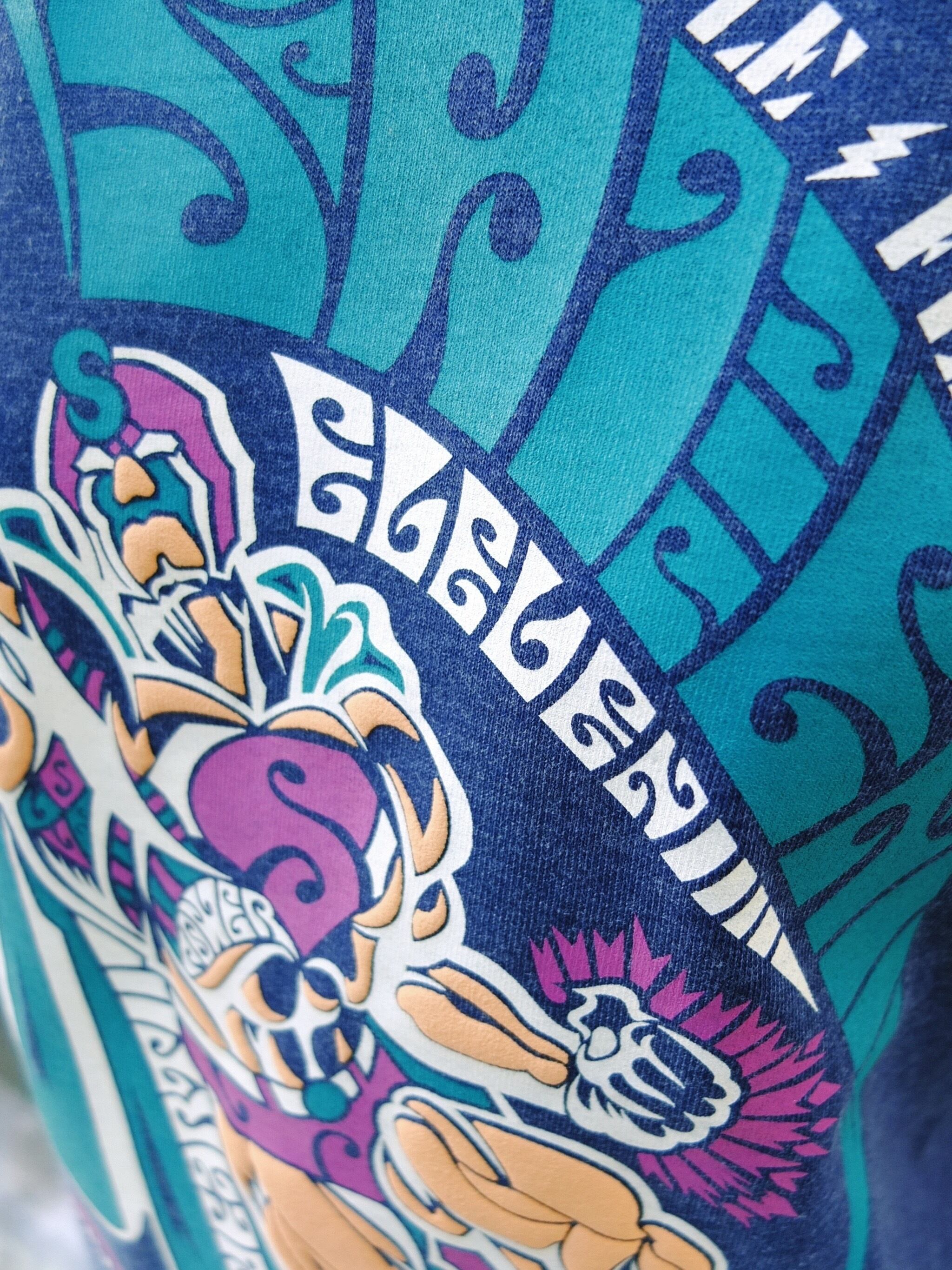 君のヒーローは足りていますか?のプロレスTシャツ C/#紫焔ミックスネイビー