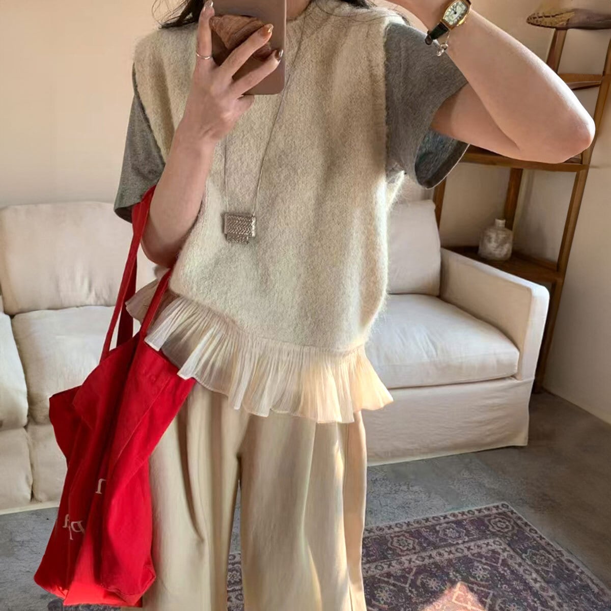 裾フリル ニット ベスト レディース 春秋冬 韓国 ジレ きれいめ 大人 かわいい 重ね着 レイヤード セーター ノースリーブ カジュアル プリーツフリル チョッキ 大人可愛い 大人女子