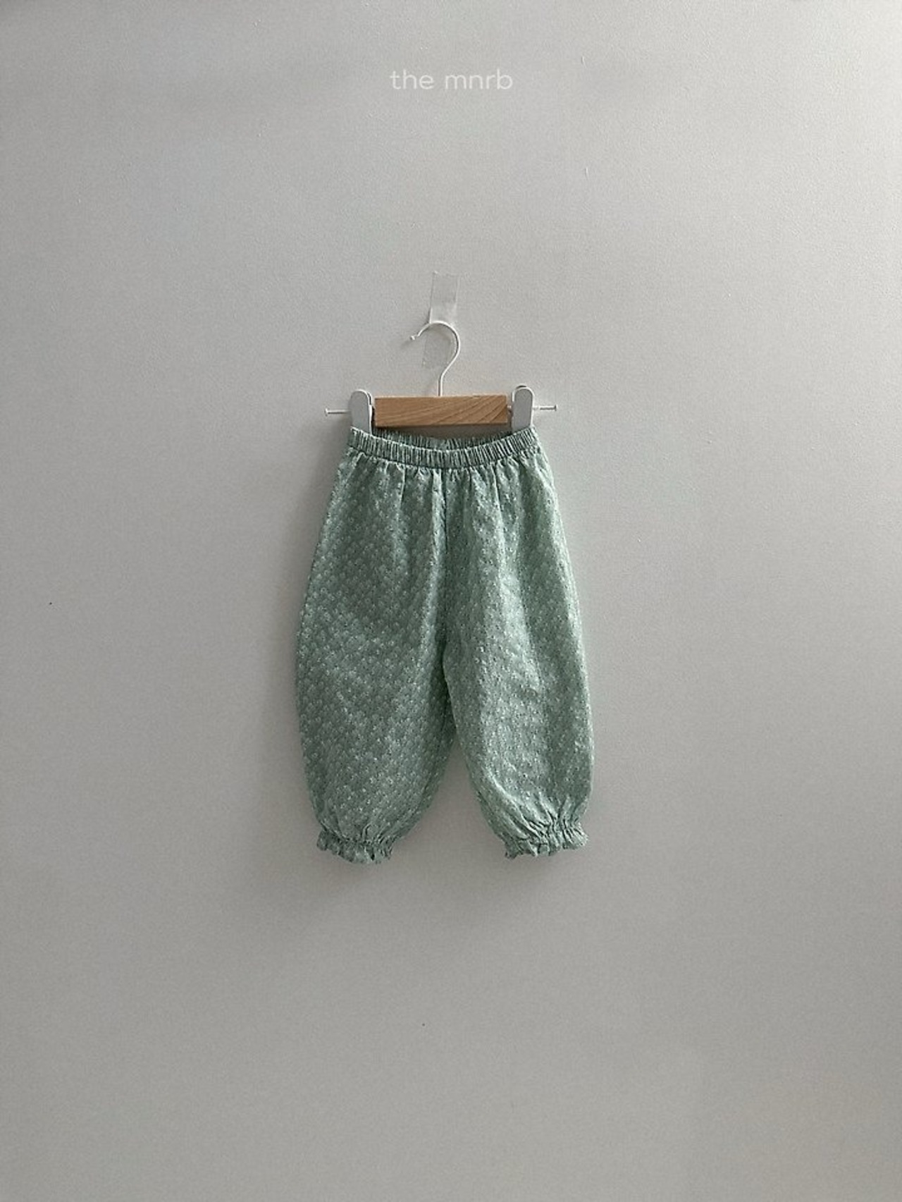 [the mnrb] Snowflake Relax Pants / [미니로브] 눈꽃고쟁이팬츠