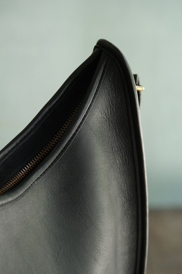 Utah/80-90’s “OLD COACH” glove leather shoulder bag