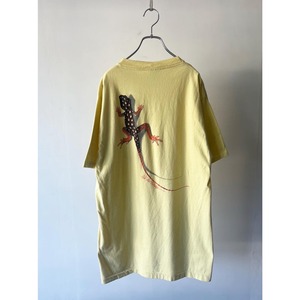 -Marlboro- 90's lizard print T-shirt