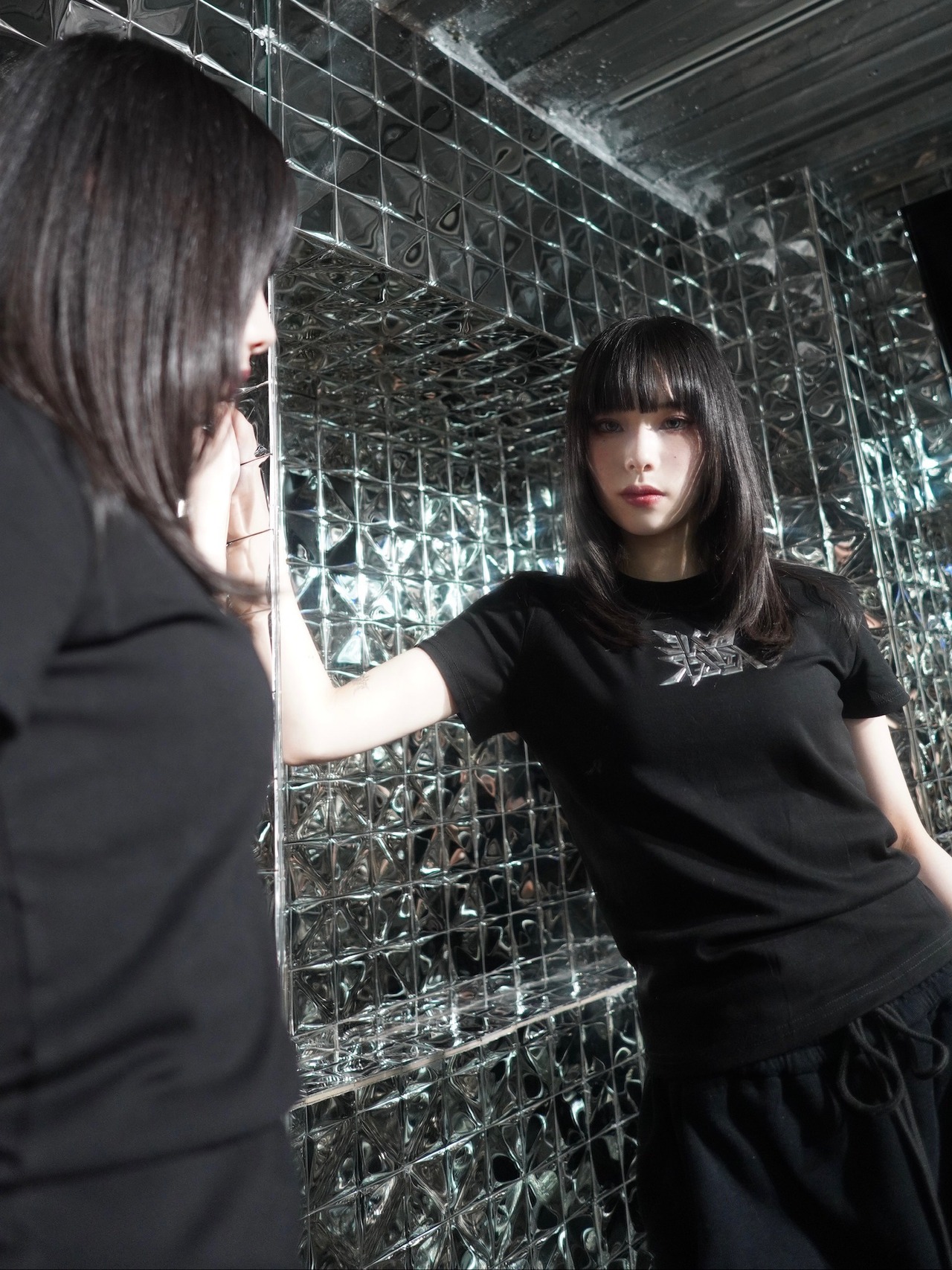 【LOVE KILLER】metallic logo slim T-shirt(2color)