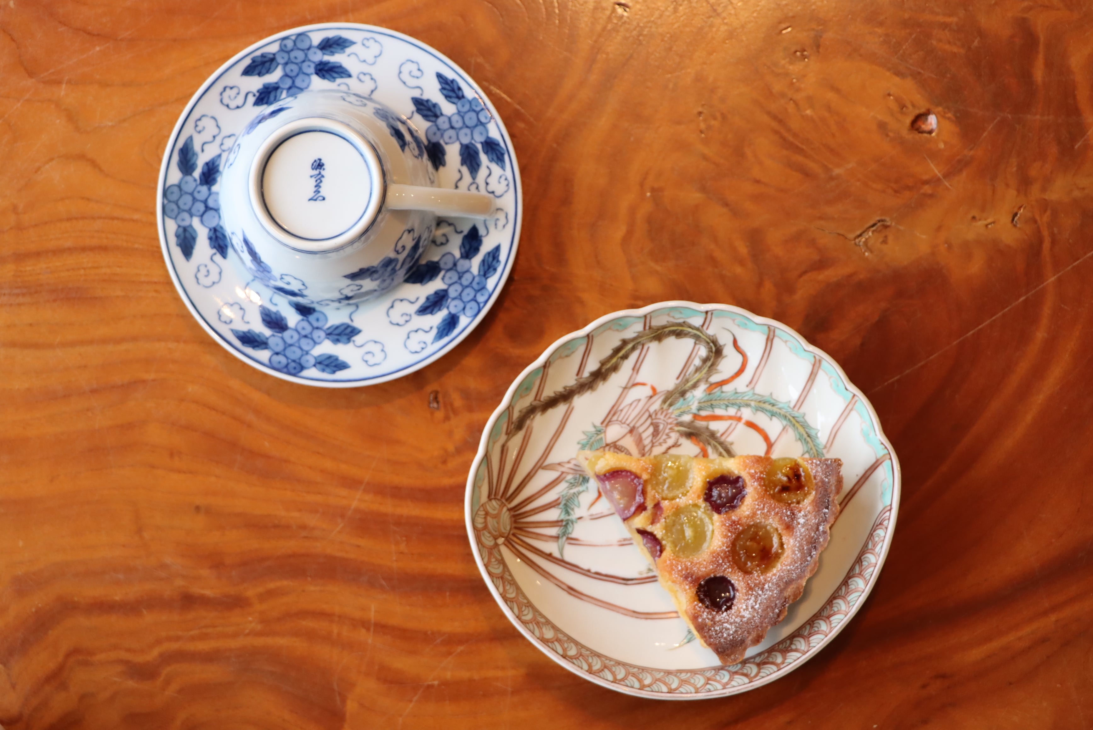 伊万里焼 色絵 鳳凰文 鮑形 変形皿/Imari abalone shaped plate | (有