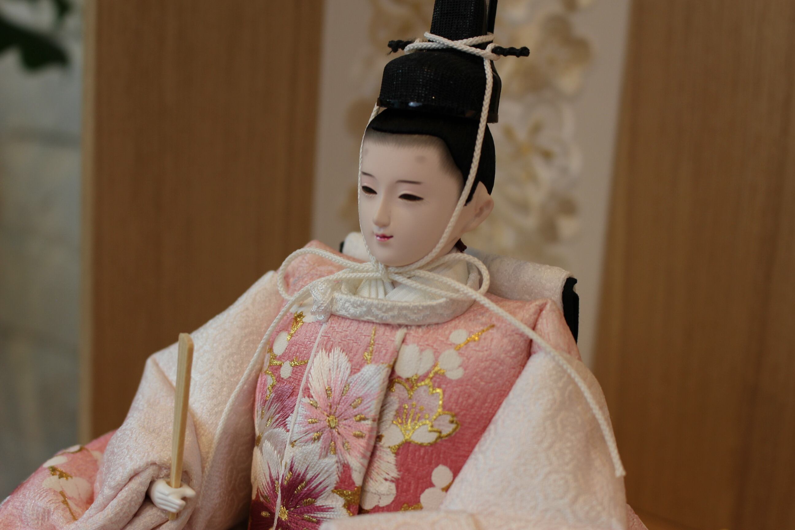 雛人形 Chouette/素敵な 田村芙紗彦「白枝桜」収納飾りW65 | SHIMADA DOLL