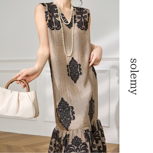 Embroidered French dress S1258