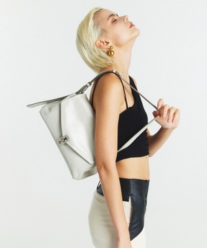 [VUNQUE] Occam Doux Shoulder L