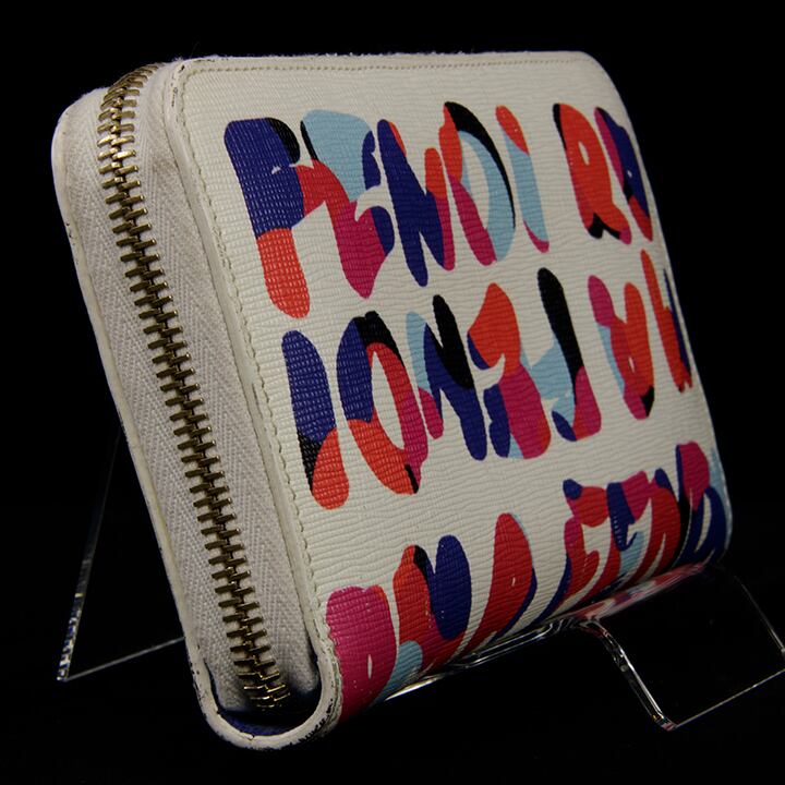 本物・送料無料・良品】FENDI・フェンディ・長財布・ラウンド