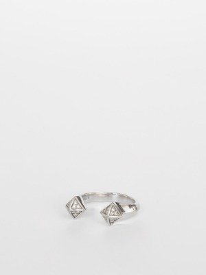 Two Pyramids Diamond Ring / Stephen Webster
