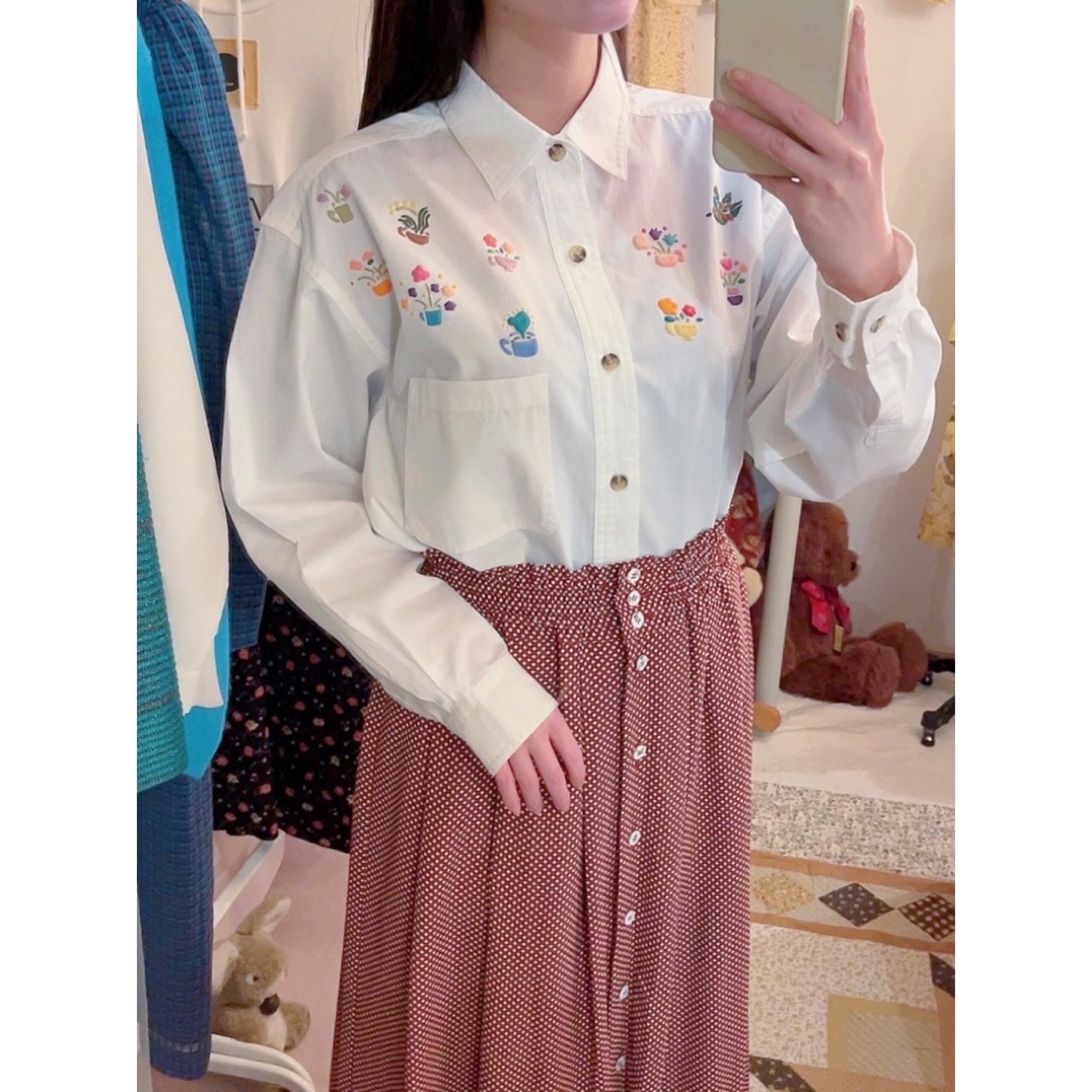 colorful mini flower white blouse
