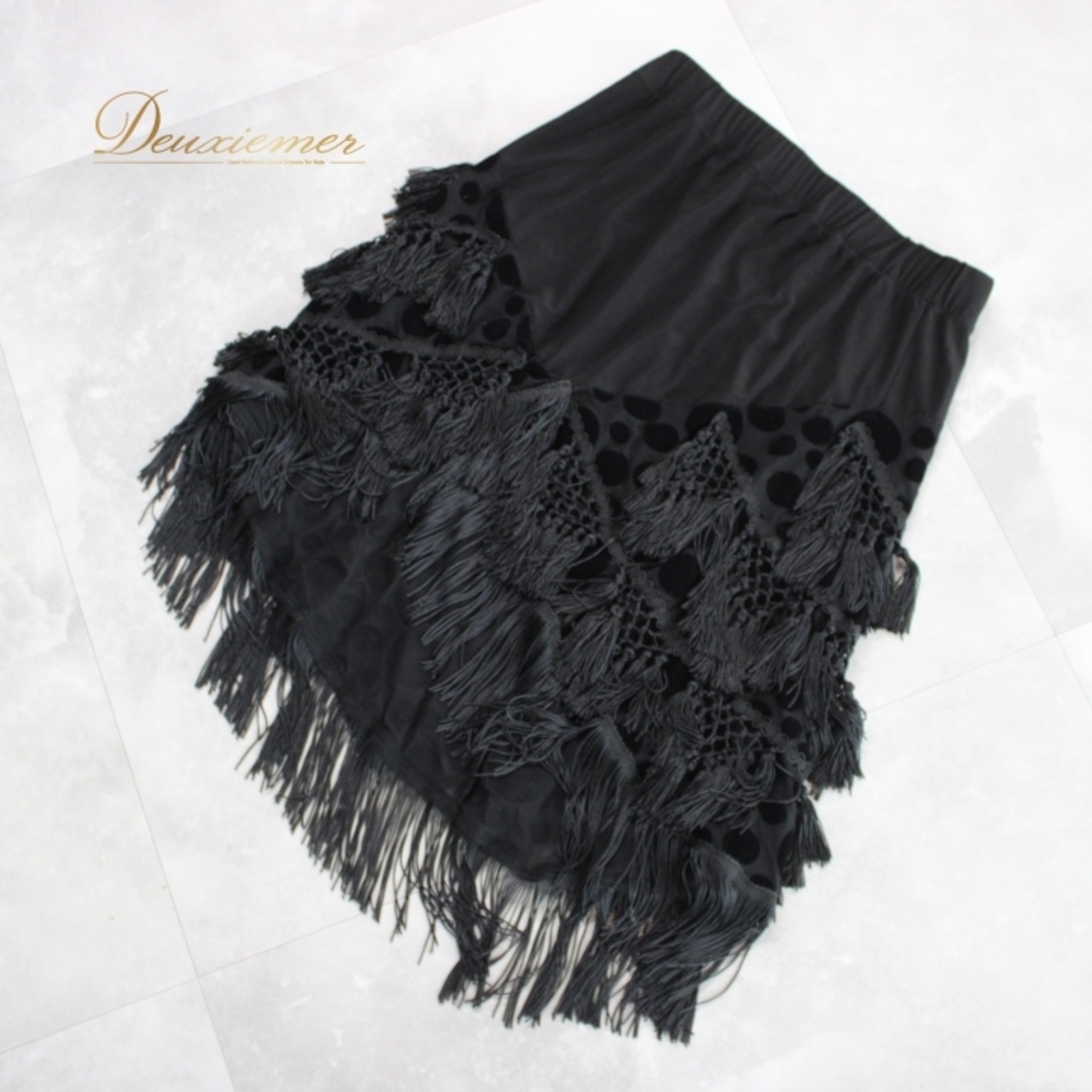 社交ダンス 衣装 ラテン スカート レッスンウェア レディース オールシーズン 黒 水玉 マルチドット 派手 ブラック系 透け感 かわいい 上品 フリンジ おしゃれ デザイン クラシック スタイリッシュ セクシー ダンスウェア パーティー ブラック フレア スカート 透け感あり 大人 可愛い 女性用 おすすめ