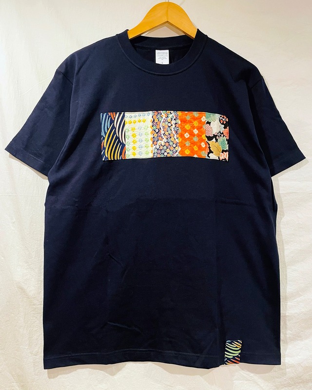 Kimono Fabric Collage Art T-shirt / カレッジTシャツ
