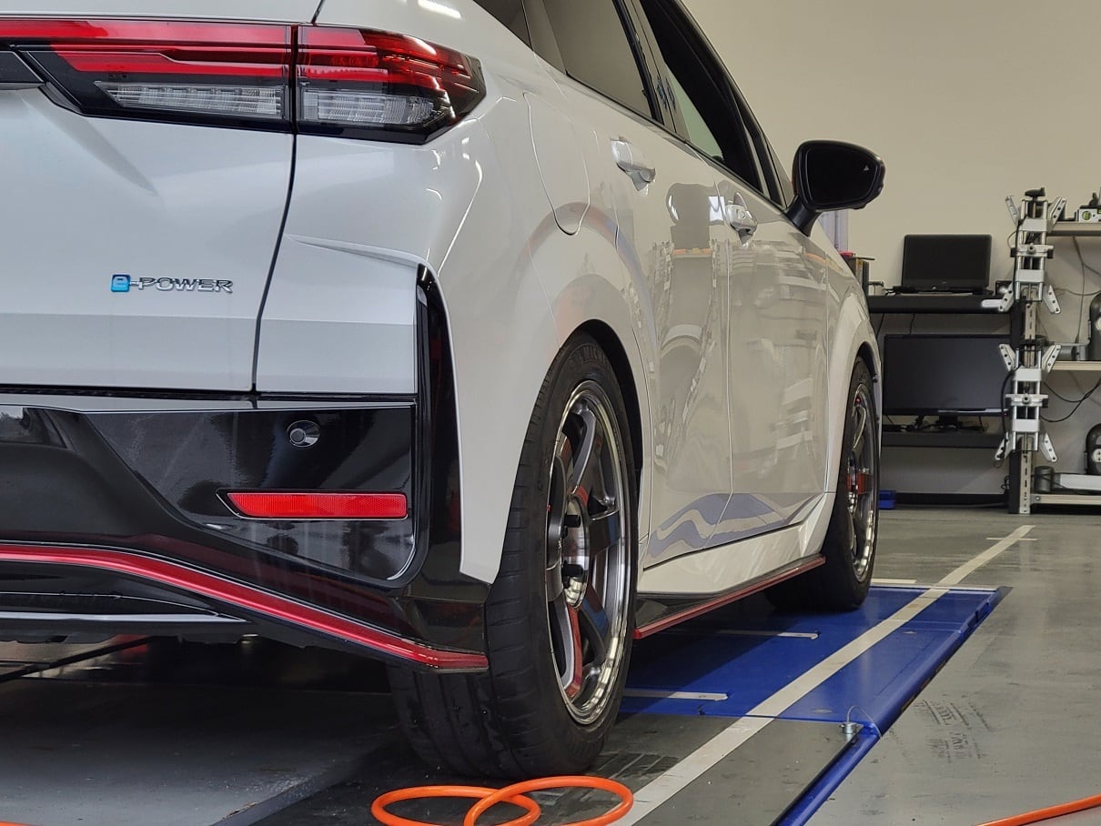 在庫限り TE37 SAGA SL 17ｲﾝﾁ オリジナル特注サイズ 4本セット | N-TEC