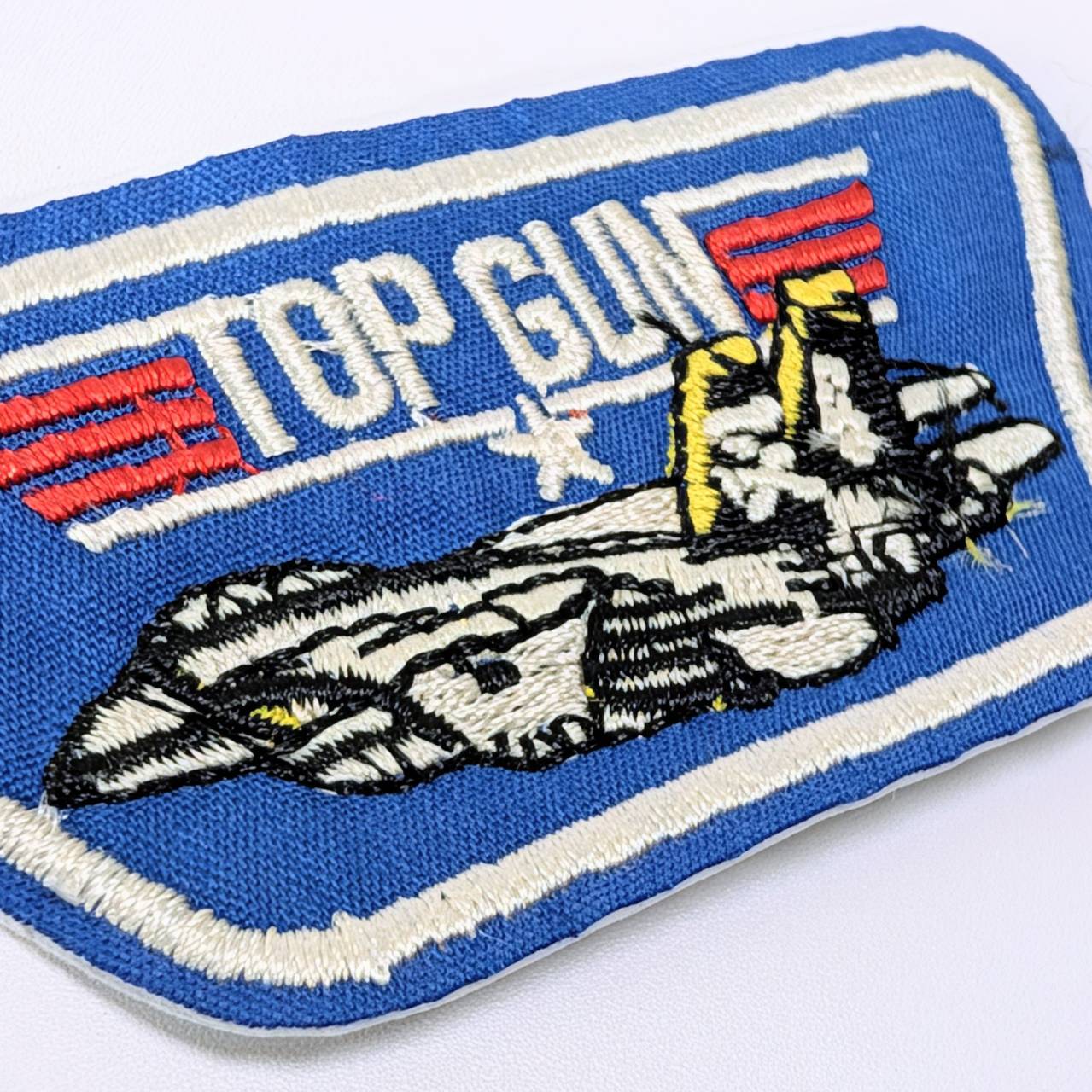 送料無料！ ★刺繍アイロンワッペン★【 TOP GUN ( トップガン ) エンブレム ミリタリー 】〚アメリカン雑貨 アメトイ〛