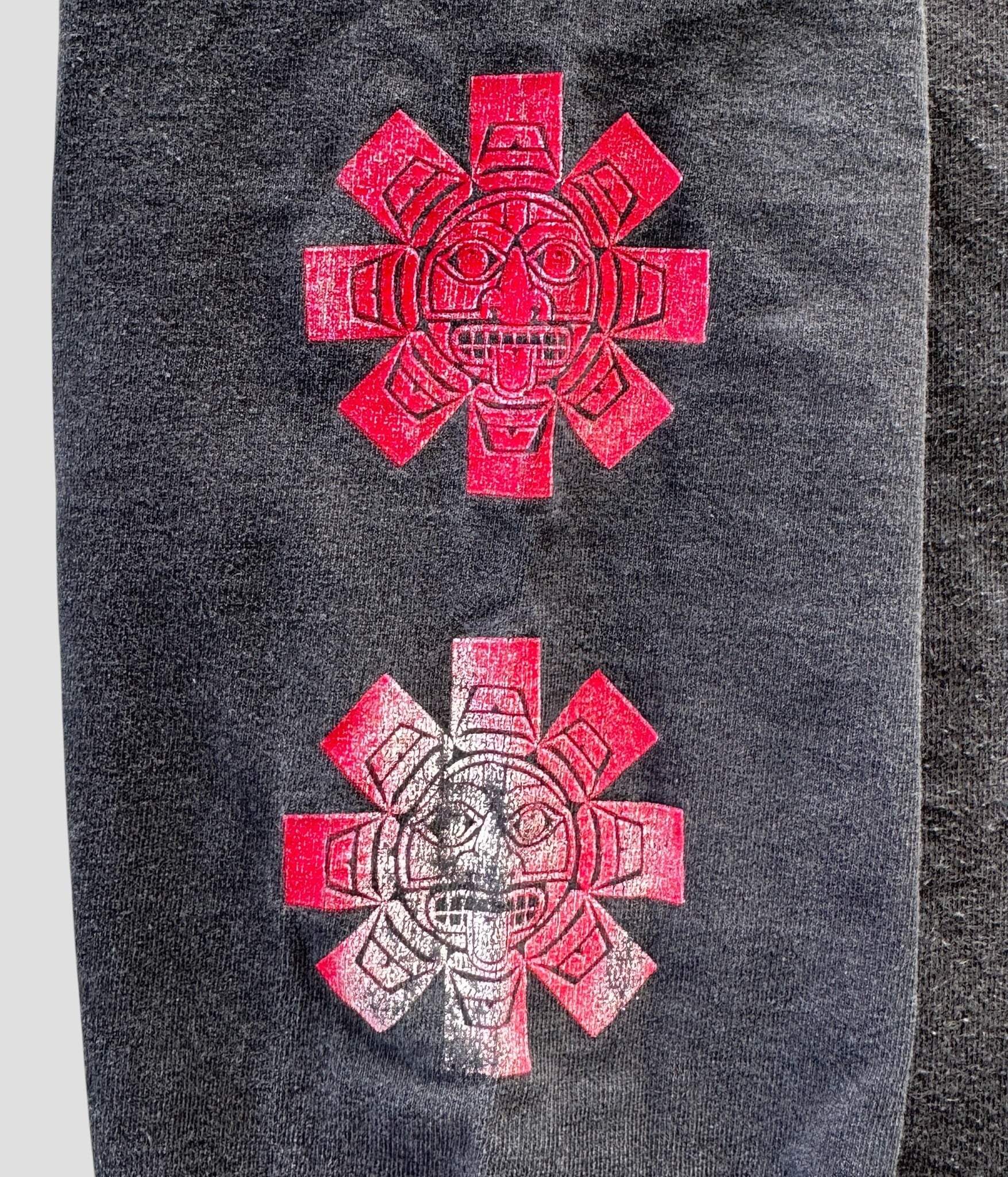 Red Hot Chili Peppers- Vintage 90s XL Long Sleeve T-shirt made in