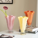 ウェーブガラス花瓶 フラワーベース 波型デザイン カラフル クリスタルガラス インテリア雑貨 フラワーアレンジメント 光沢仕上げ モダン おしゃれ ヴィンテージ風 カットガラス