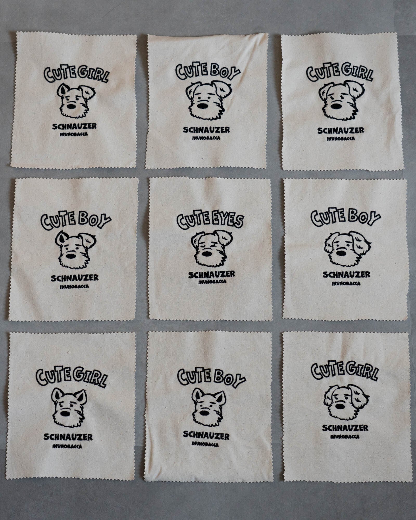 シュナウザー クッションカバー 45cm 丸型 ✳︎CUTE シリーズ✳︎刺繍