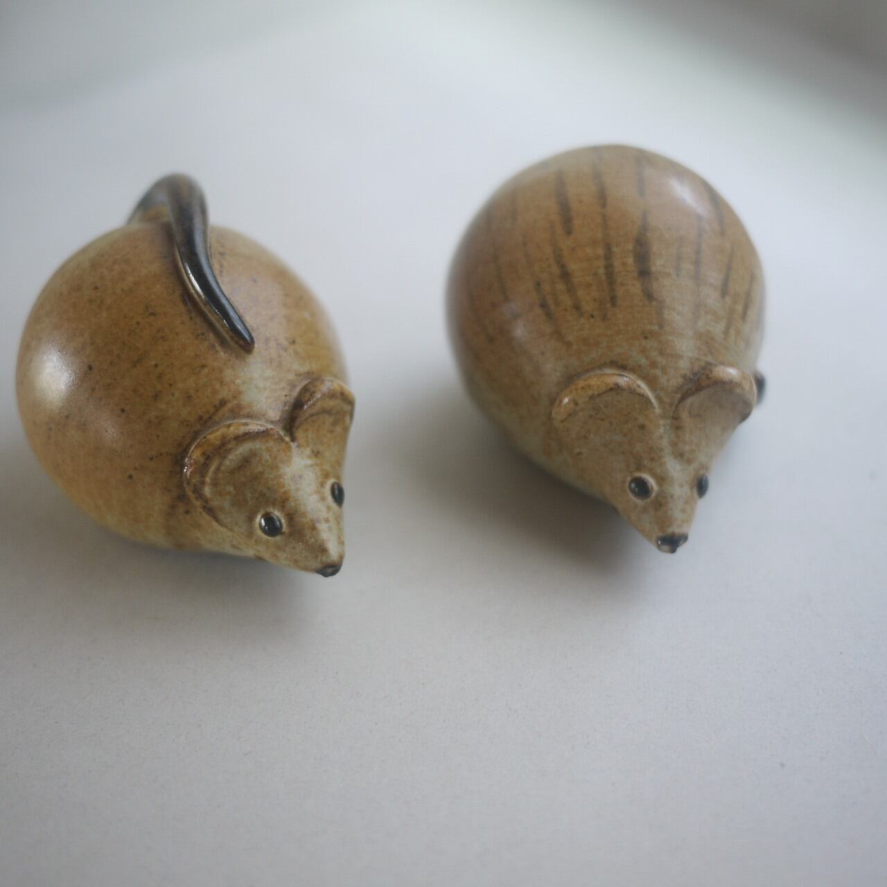 野ネズミ2匹 バイエルン森 赤土陶器 ドイツ