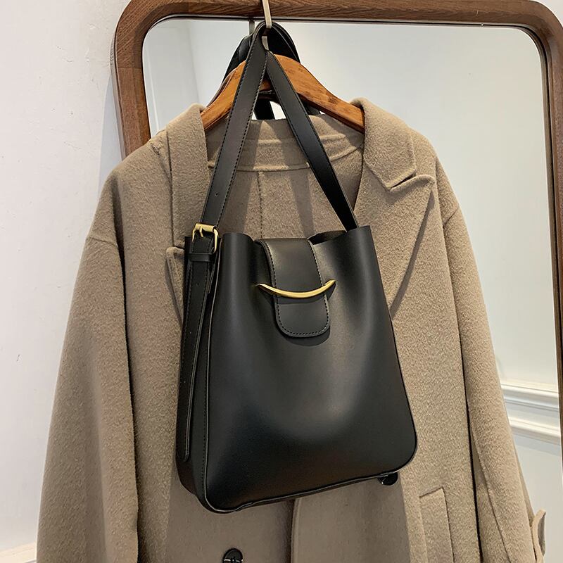 メッセンジャーバッグ Tiancai_Wing_Bag15584762619