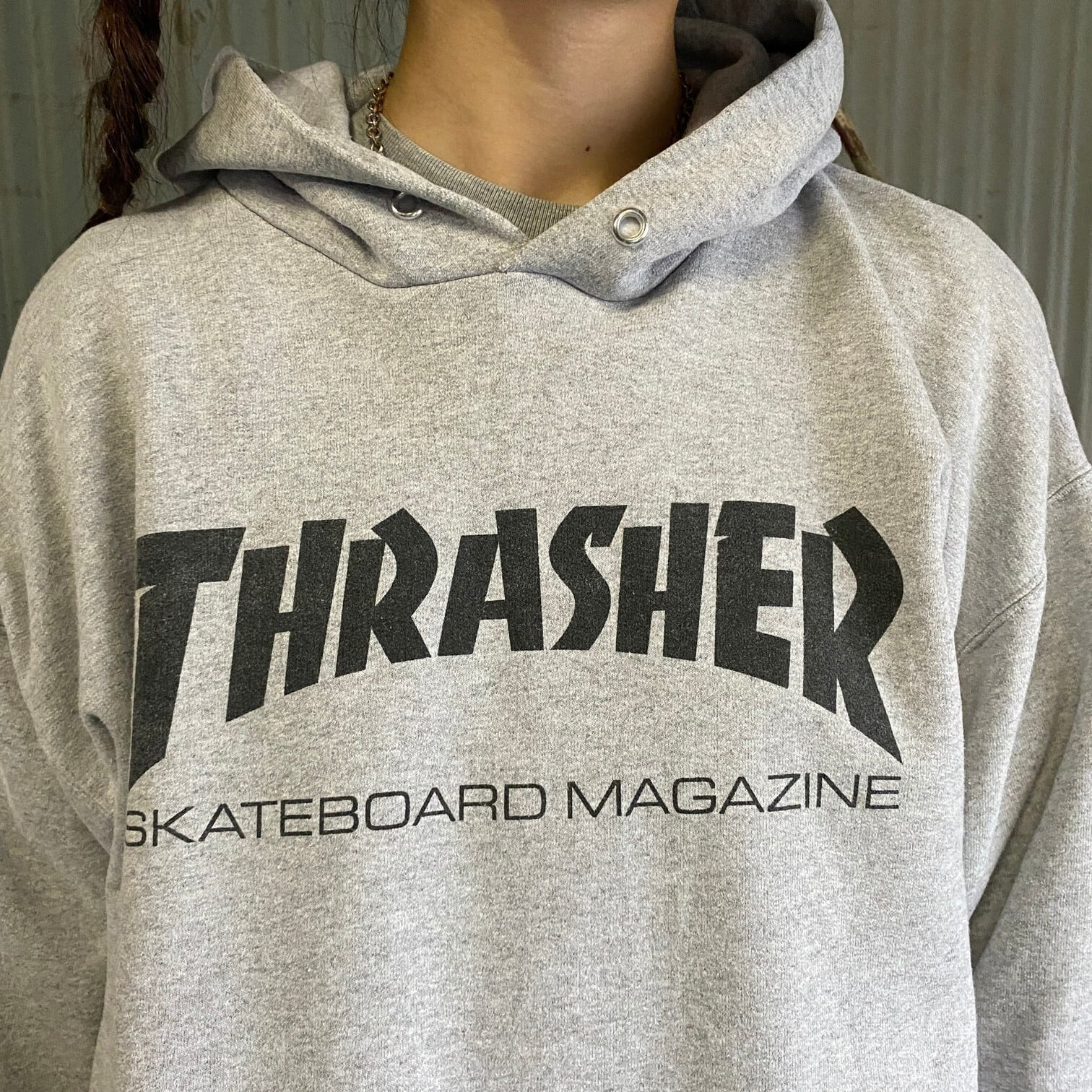 THRASHER パーカー 総柄 ロゴ ホワイト レッド XLサイズ レディース ...