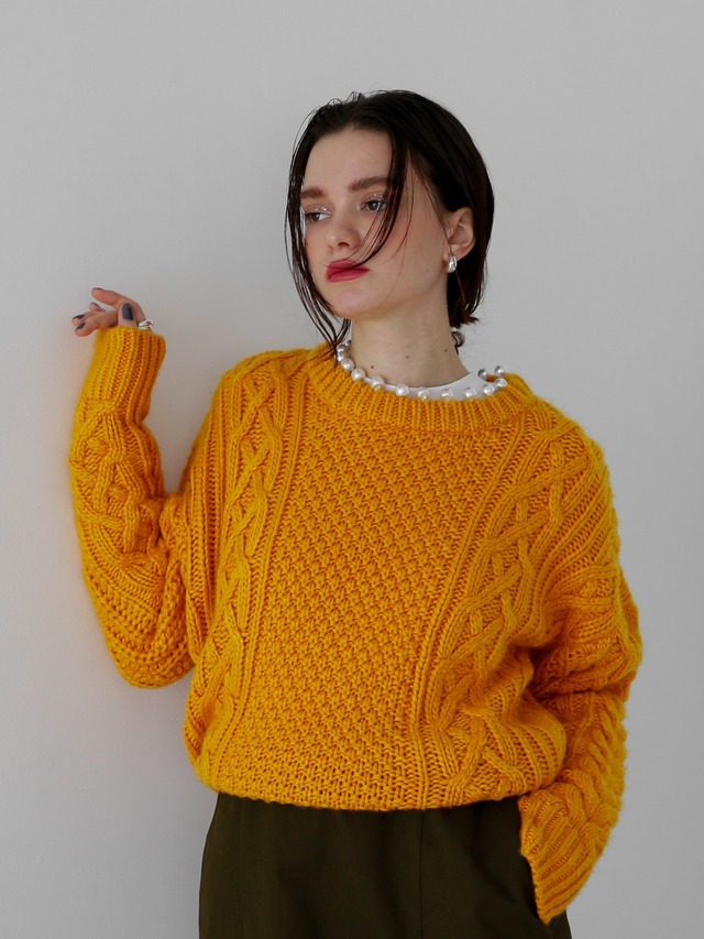 pearl neck cable knit（mandarine orange）
