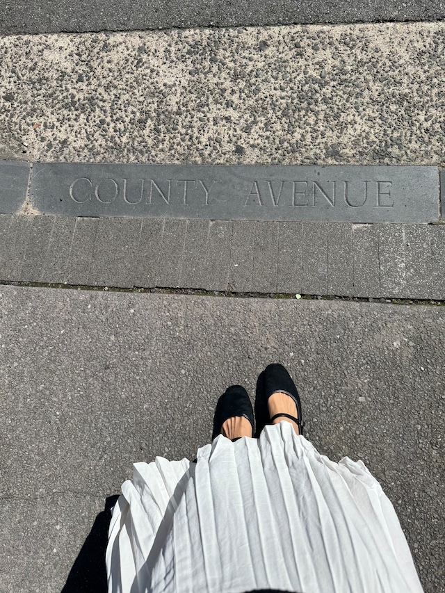 (予約) Fil. / Suede strap flat shoes