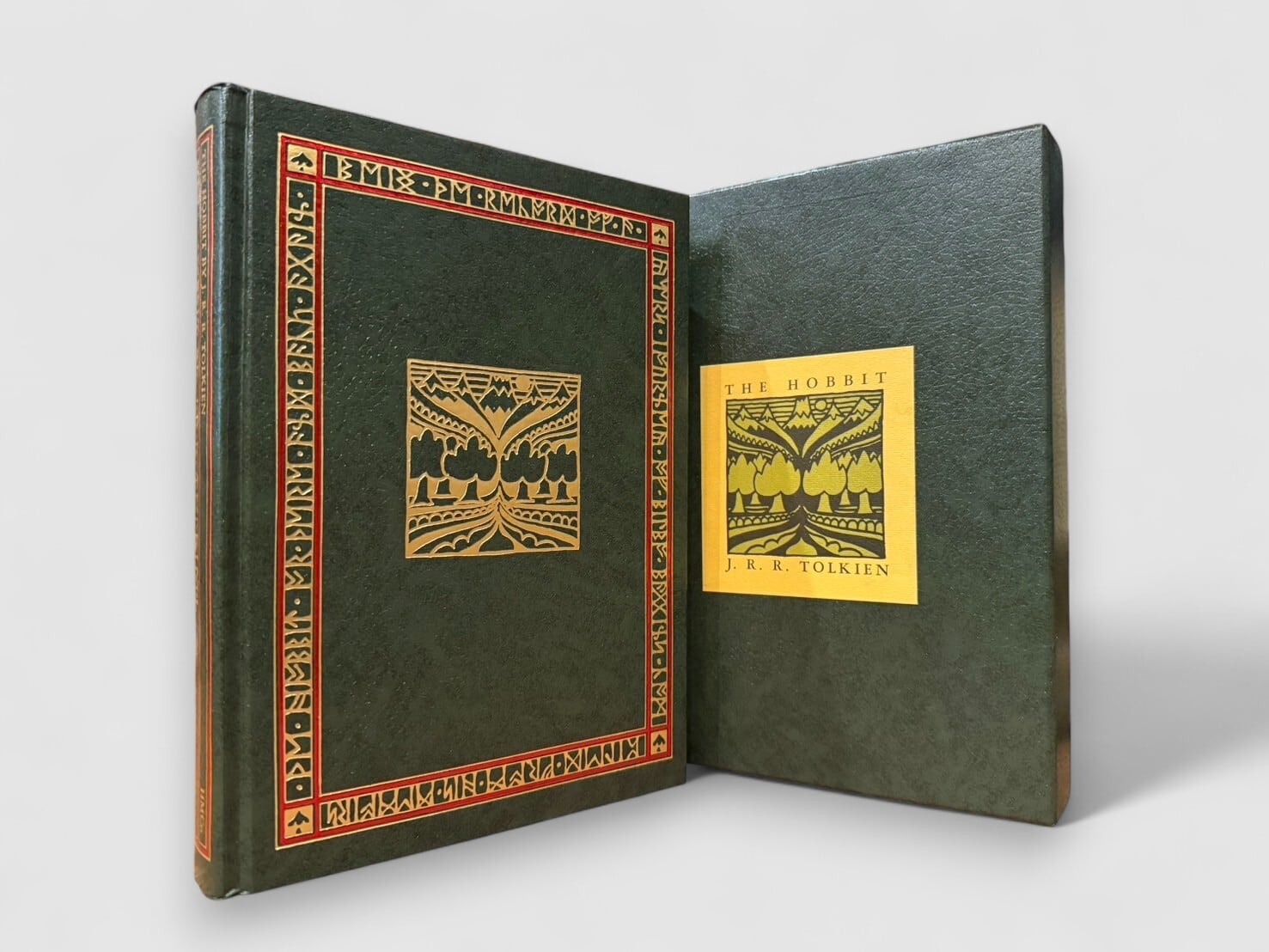 SC150】The Hobbit, or There and Back Again, Illustrated by the