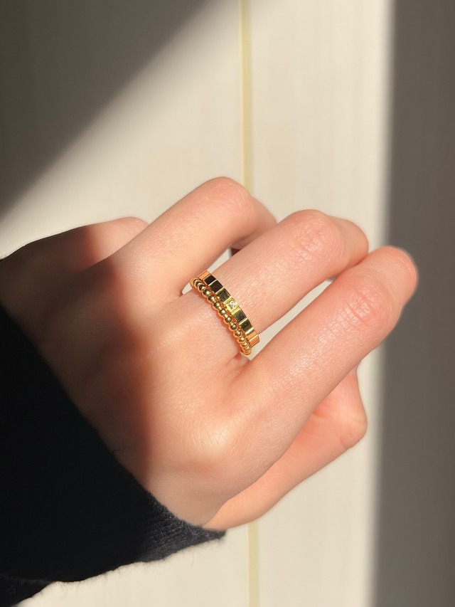 Ice cube ring / One stone