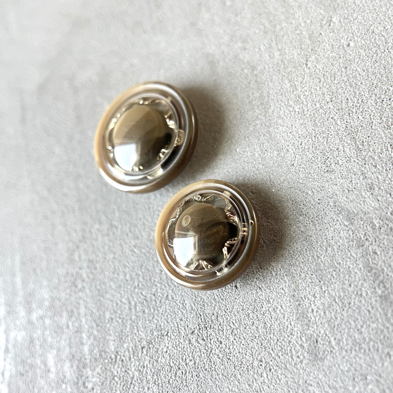 アッシュグレイ×メタルフラワー 15mm・画像6