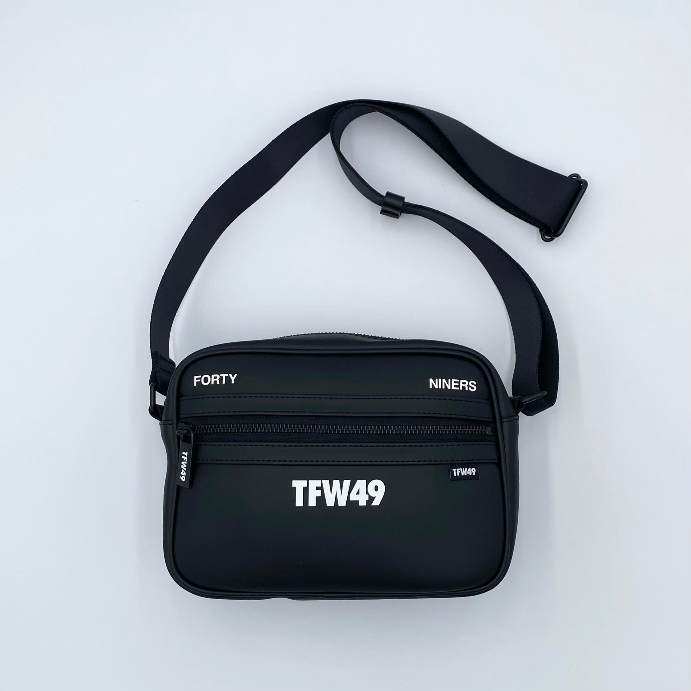 TFW49 レザーショルダーバッグ TFW49】LEATHER SHOULDER BAG | Sandy GOLF