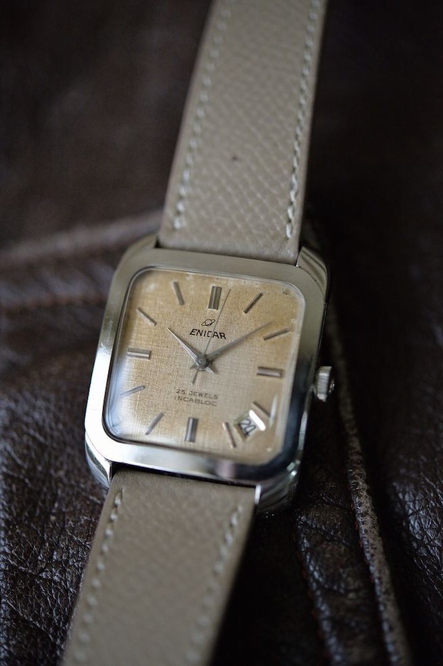 Vintage ENICAR watch square case, Linen champagne gold dial