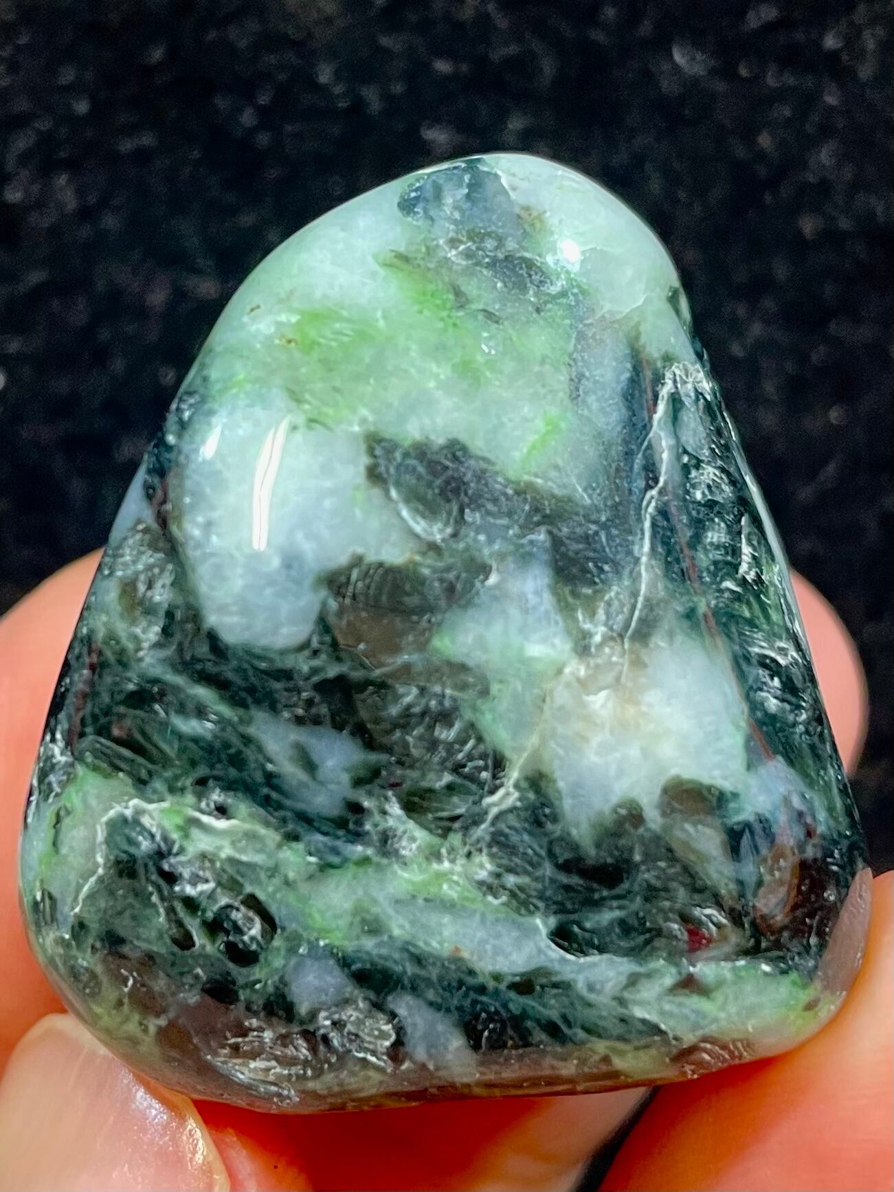 27) 糸魚川翡翠・タンブルB