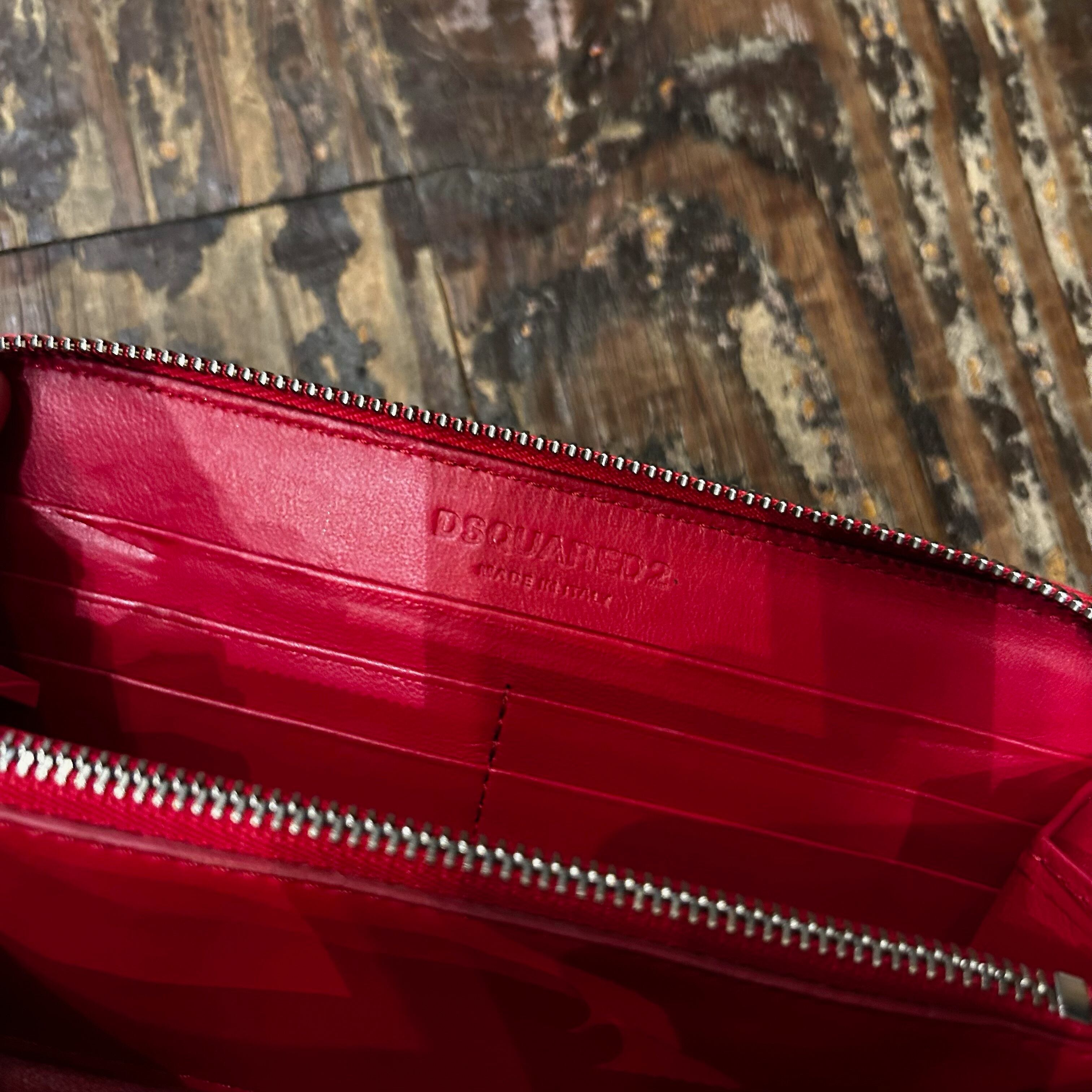 DSQUARED2 ディースクエアード 財布 ウォレット レッド系 【代官山12  