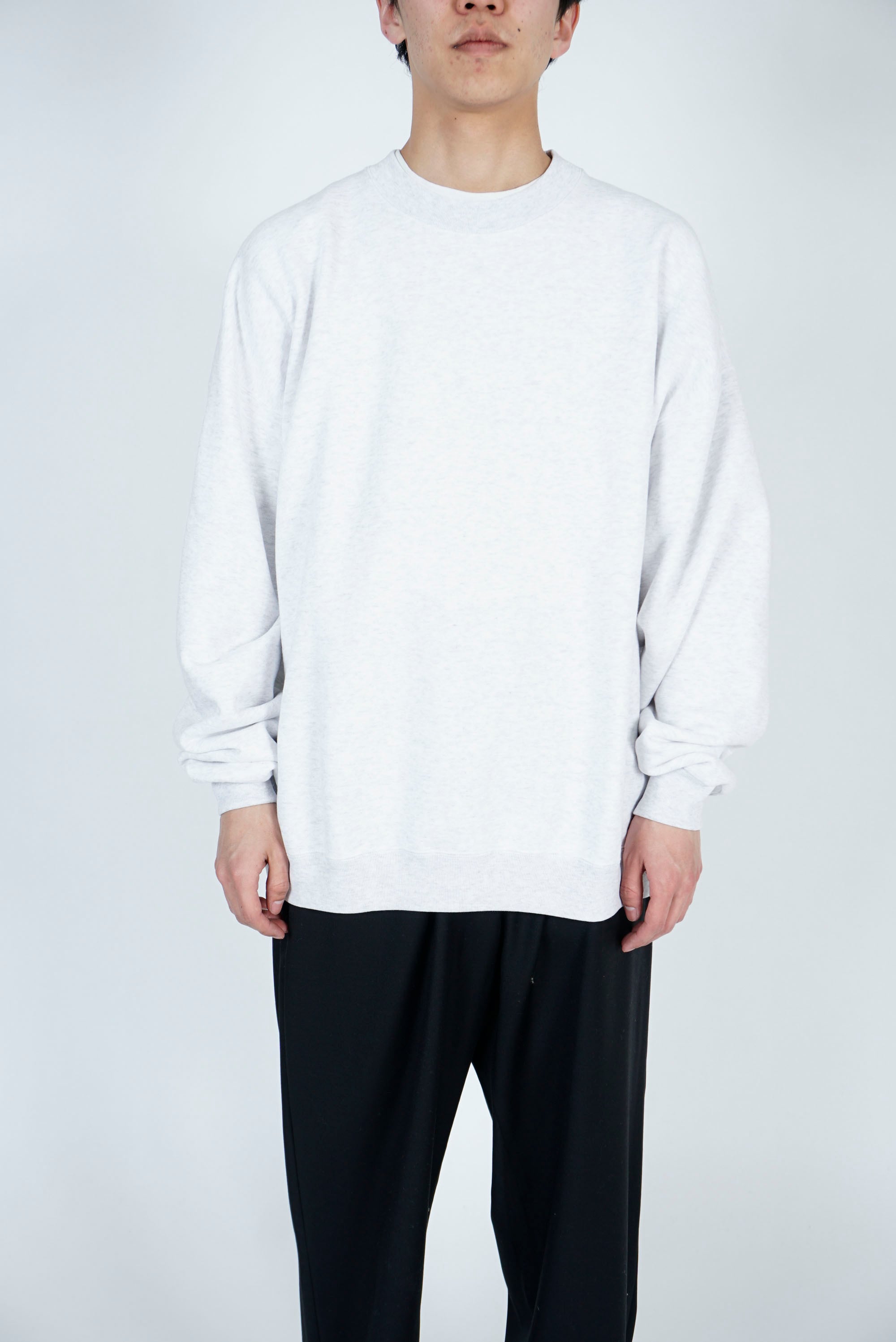 UNIVERSAL PRODUCTS. / YAAH CREW NECK SWEAT | AfterSchool UNIVERSAL PRODUCTS. / YAAH CREW NECK SWEAT | AfterSchool