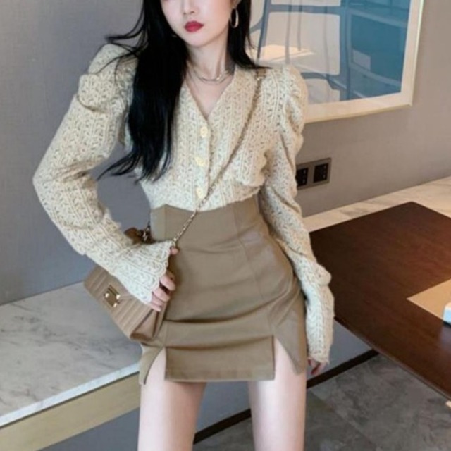 セットアップ ジャケット
 スカート セーター
 カーディガン ショート
 ショート丈 袖あり
 長袖
 パフスリーブ Vネック
 襟なし
 ノーカラー 台形 前開き
 透け感
 コンサバ ニット 上下セット
 ツーピース きれいめ
 シンプル
 カジュアル
 上品
 おしゃれ
 レトロ
 こなれ感
 都会的
 ラグジュアリー 無地 春
 秋 20代
 30代
 40代
 レディース
 女性用 オフィス
 ビジネス
 OL
 通勤
 デート
 お出かけ
 休日
 パーティー
 ショッピング
 合コン