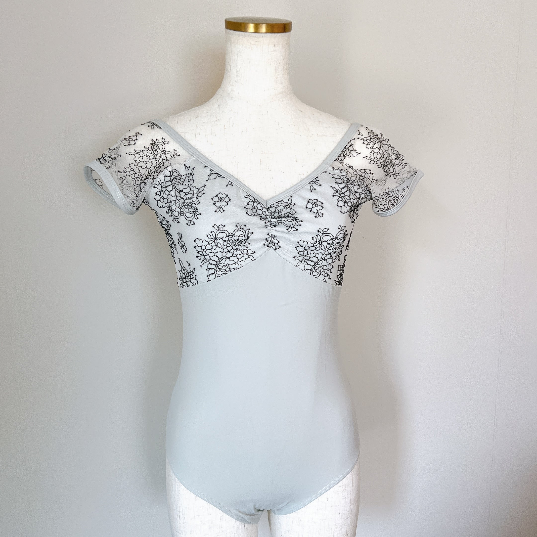 刺繍レオタード | バレエショップ Snowflake Ballerina