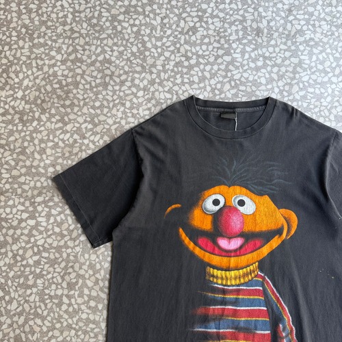 Changes / 90’s “Horror ERNIE” Tee size XL